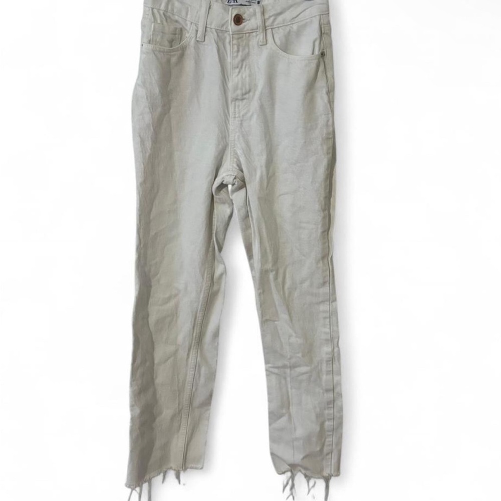 Zara Light Gray Distressed Jeans